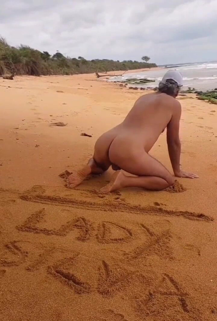 Ladysilvas: Ladysilva Naken på stranden Vilken het röv