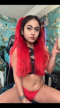 Lemme Suck, Bb