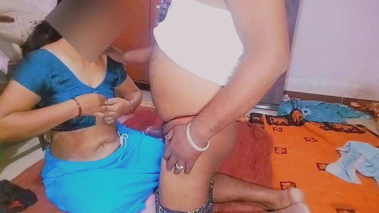 Hemant: भारतीय आंटी Blojobs