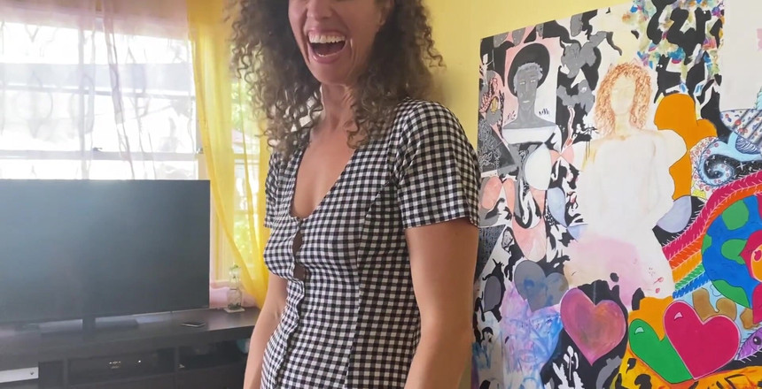 VibeWithMommy: Pomáhám mému dobrému chlapci prozkoumat jeho foot fetiš a dobře,...