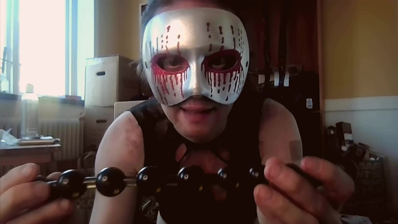 Oznob Oznofla: Sissyboy Shows His Collection of Sex Toys