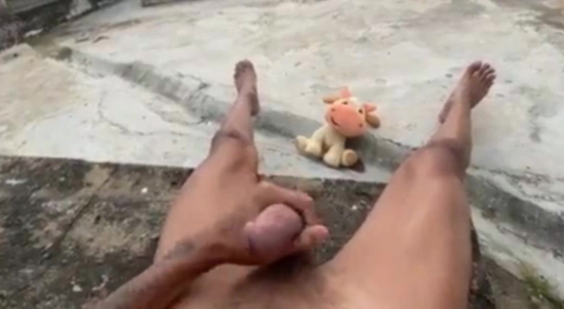 arabeputo: पिछवाड़े में तनाव दूर करने के लिए एक कमशॉट