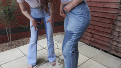 rosarosebud: Lesbisk kyssar & jeans vätande w rosa & carrie