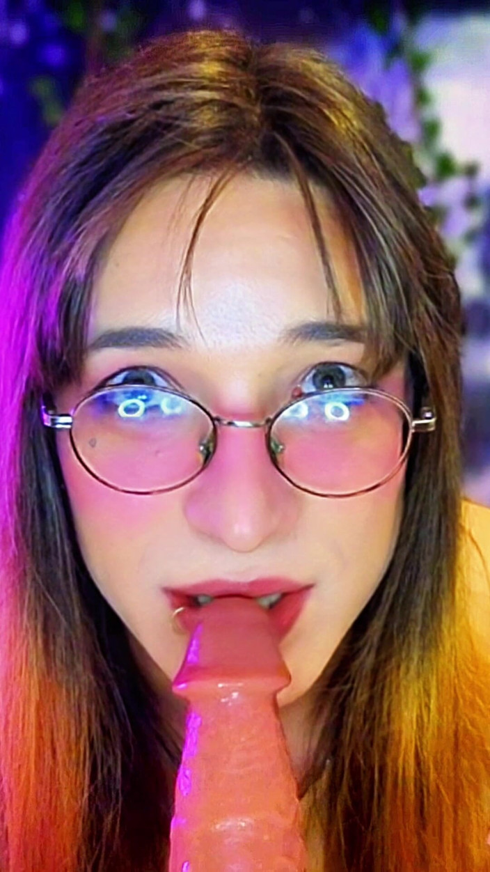 Bella Roar: MILF Trans Dívka Dává Nejlepší Kouření