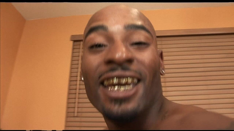 Mydirtyxxx: MILF hitam bengkung panas disumbat pepek merah jambu oleh zakar...