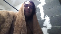 AlexAlejandro13: Dokončím koupání