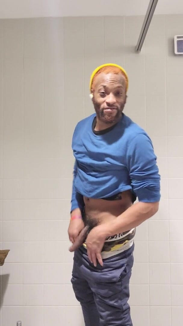 Kennie Jai: Kennie Jai si to dělá v práci