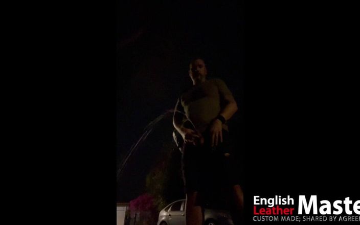 EnglishLeathermaster: Baba sünnetsiz işeme derlemesi