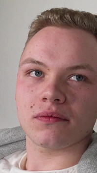 Ben (22) Twink Boy Getting Handjob and Pissing