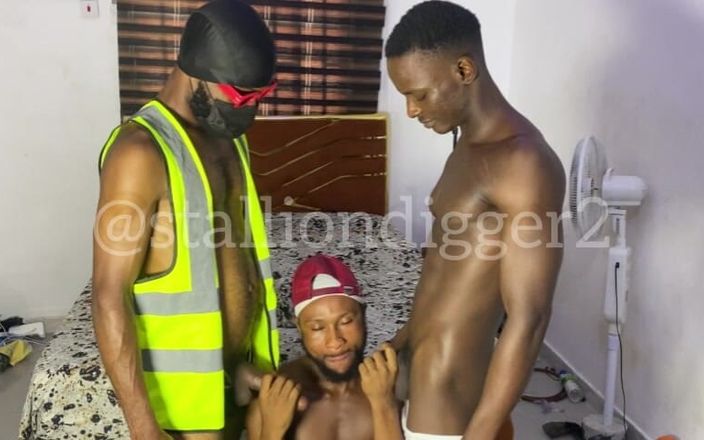 Stallion Digger X: C’était un orgasme intense dominant ces deux hauts, je m’aimusé...