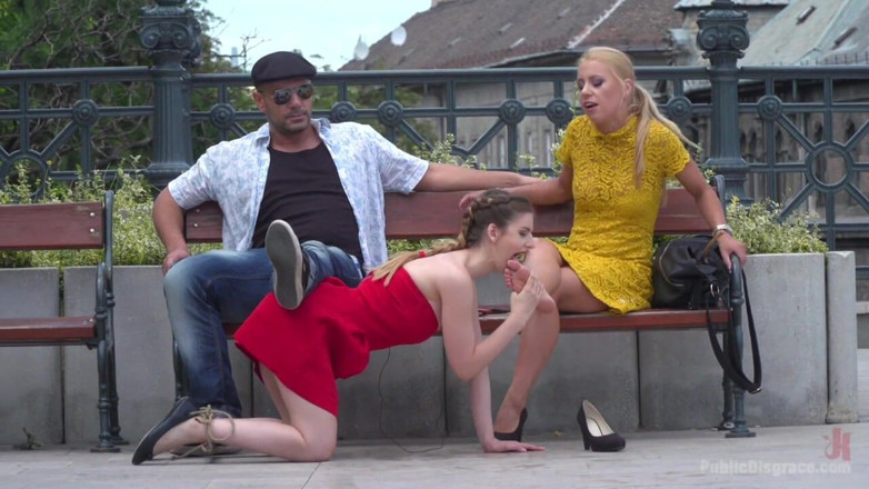Public Disgrace by Kink: Stella cox vú to thích được đụ ở nơi công cộng