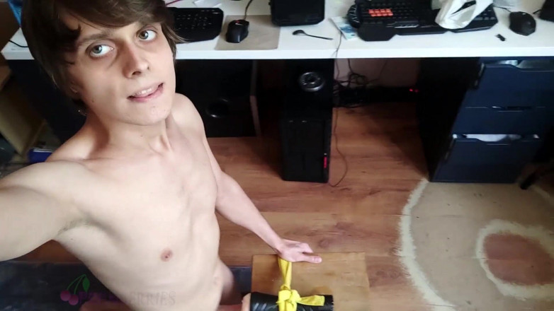 Ethan Alex: Alex excitée baise Fleshlight jusqu'à l'éjaculation