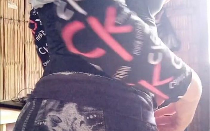 Martin13: ムラムラ系!私は直接ジムを出て、引き締まったお尻を貫通する何かを探します
