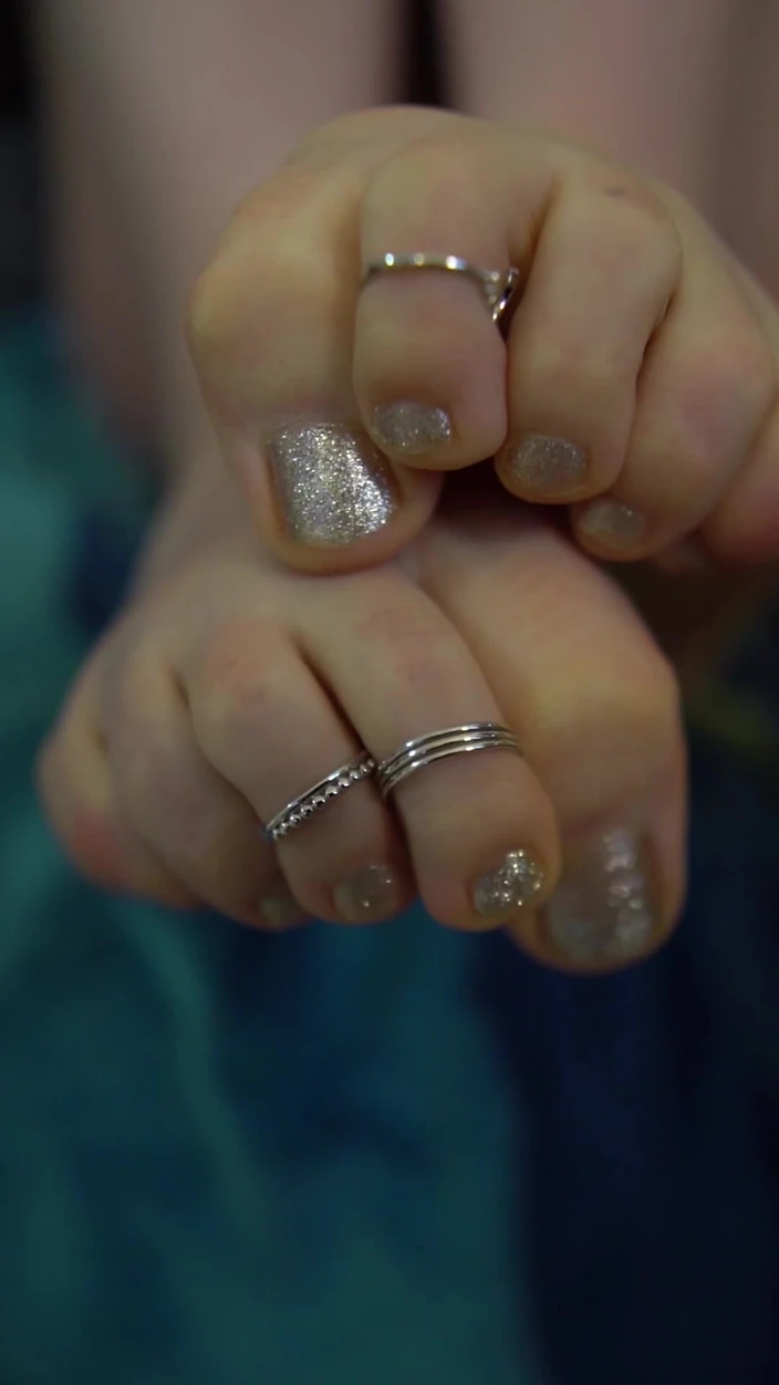AcrylicCloud: Enjoy Some Lovely Close up Toe Action with a Lovely...