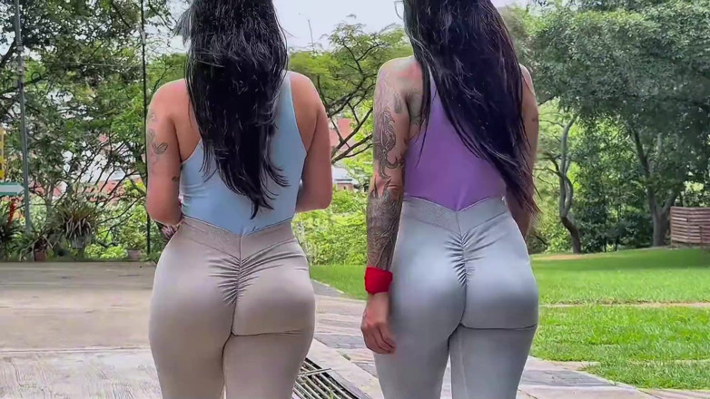 Jenifer Play: Alunas lindas transam com o cu com professora de física