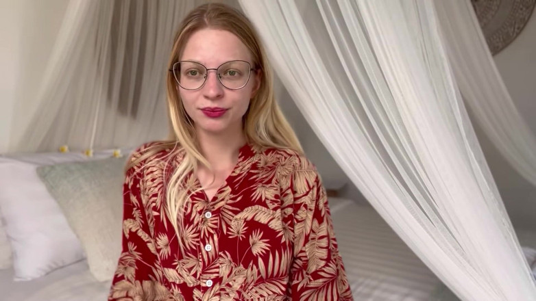 Goddess_Bella_Rae: Злое женское доминирование богиня ставит тебя на место
