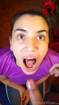 Compilación # 4! 10 corridas! 20 minutos de: ¡Bocados! ¡Tratamientos faciales! Comiendo semen de una cuchara! Leche en la comida!