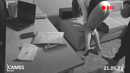 SweetAndFlow: Režisér naplácal nezbedné studentce