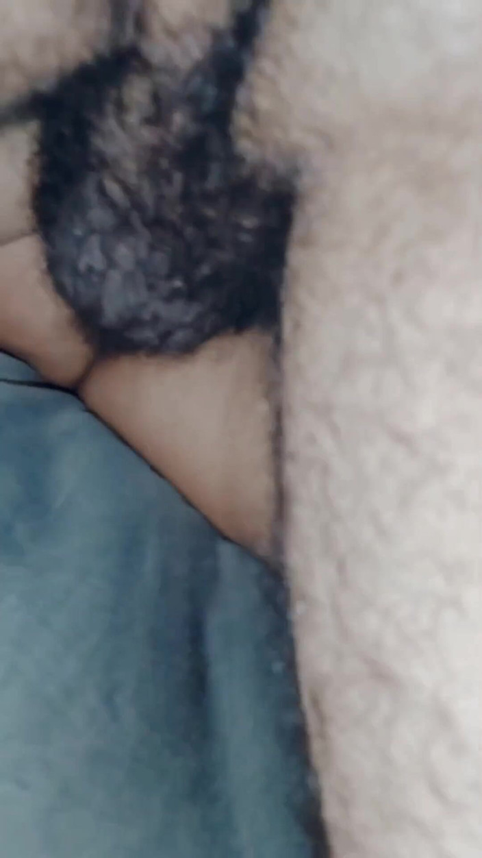 Bplove: Bos kantor ngentot istriku yang cantik dengan pedih banget