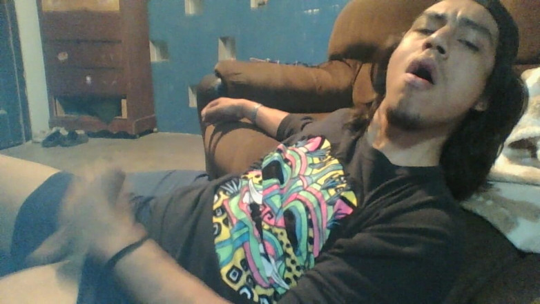 AlexAlejandro13: 抓住我的帽子，让我成为你的