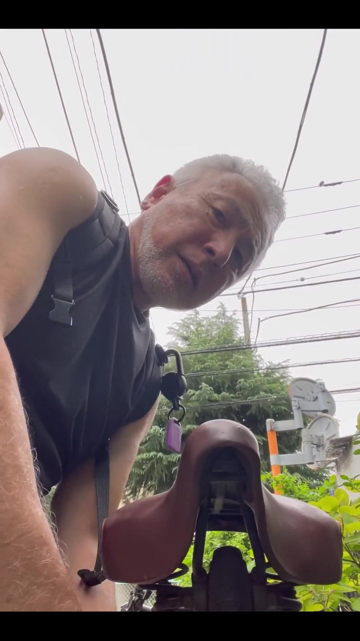 Japanese daddy: Boule po tělocvičně