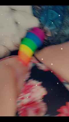 Misssunshinevip: Chi cerca di farmi gemere cosi?