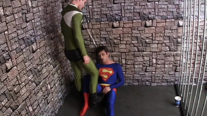 ManUpFilms: Süpermen boyun eğiyor