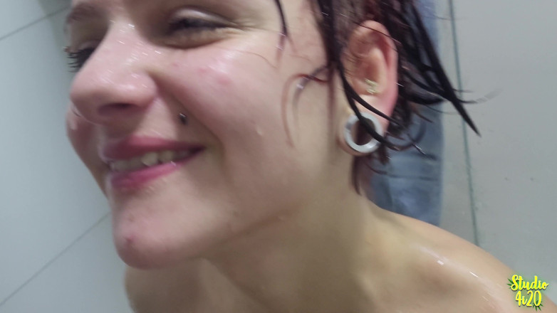 Mano Nico Official: Petite tonåring knullad i duschen