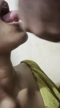 Mallu Husband and Wife Blowjob