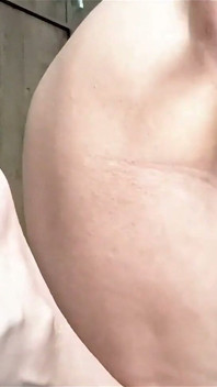 Sie ruht sich immer noch ruht, ich mache einfach videoanrufe. ein paar weitere Wochen, um dich persönlich zu sehen, liebt