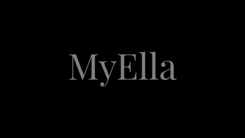 Myella: Naylon yarakla sikişiyor ve dölünü emiyor