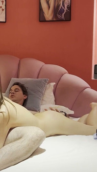 Lulu Wild - Hot Asian Spinner Gets Fucked Raw and Creampied in Cheap Love Hotel