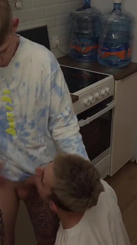 The Guy Started Seducing a Twink with a Big Dick for a Juicy Ass Fucking