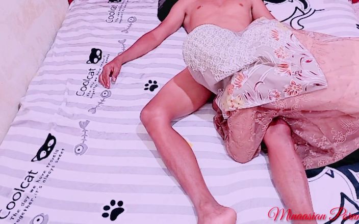 Wulan indah: Cewek Berjilbab Hot Urut Sampai Ngentot