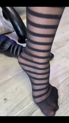 Crypto Mommy: Große hand gegen kleinen hintern, college-lehrerin