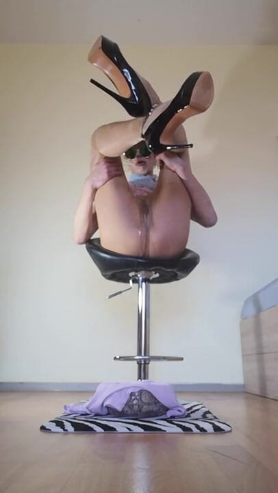 Wet Perversions In Nylons: Nylonová děvka - Nádivka a chcaní