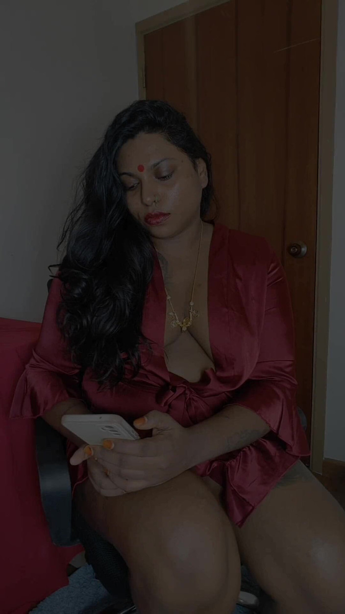 Ilariafajralilura: Amma fickt Rameshs fitnesstrainerin