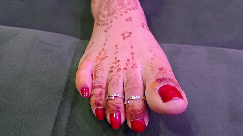 Sassysonia: Bhabhi Sonia Melancap Sehingga Dia Pancut Pada Dildo.