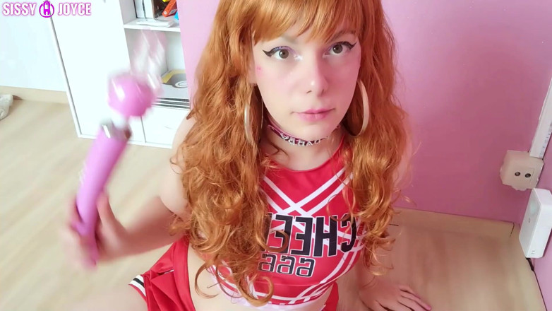 Sissy Joyce: Maricas líderes de torcida são putas