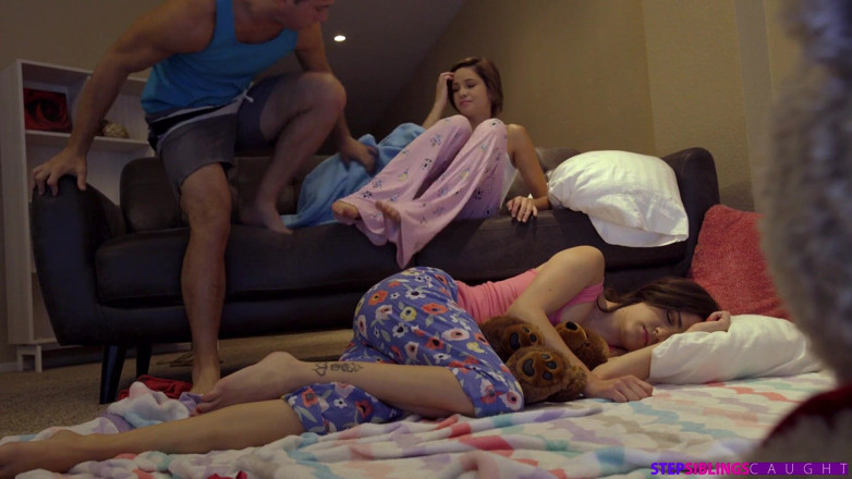 StepSiblings Caught: Hile veya ikram - s5:e10