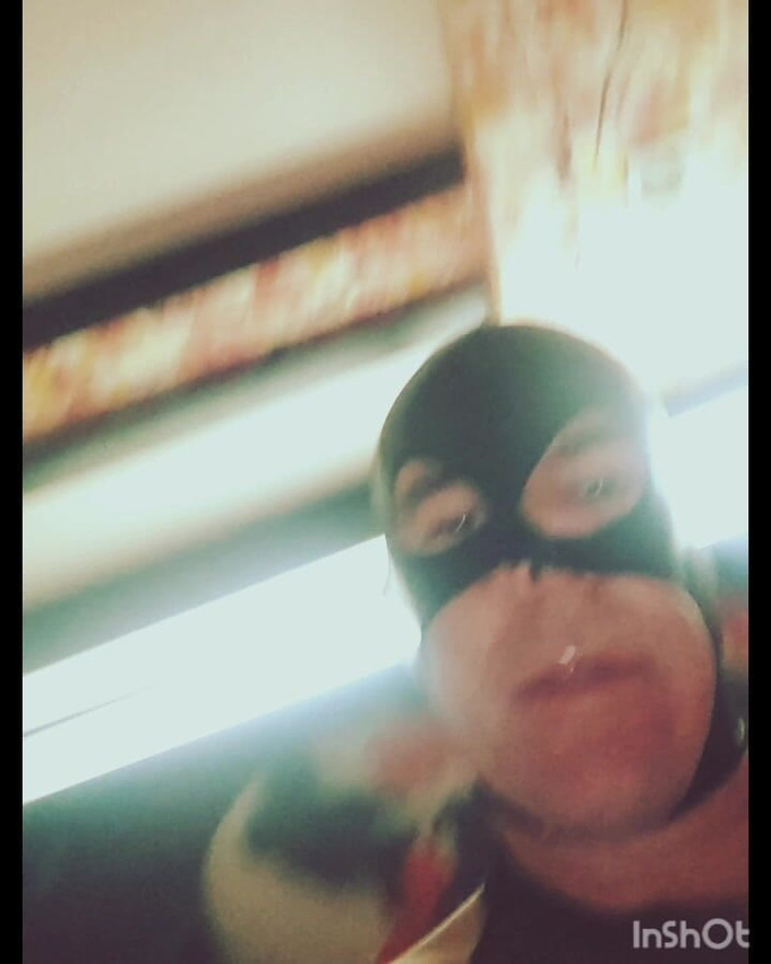 Ivykinky69: Сперма на Карла, як повія