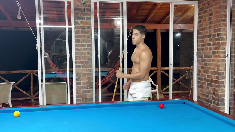 Molly Smith: Můj přítel mě šuká se svým nejlepším přítelem po prohře v...