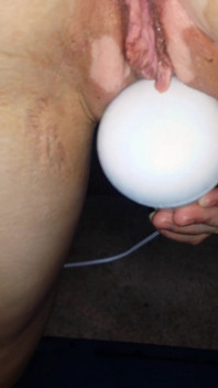 Real Homemade Utah Mormon Housewife Fucks Doggy to Creampie
