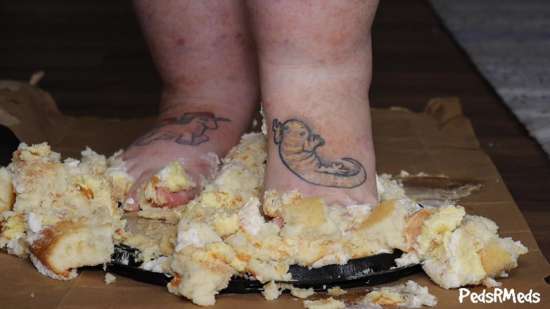PedsRMeds: Ruby Sinclaire Cake Smash