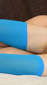The Throbbing Cock Is Ready to Ejaculate but She Doesn't Allow It