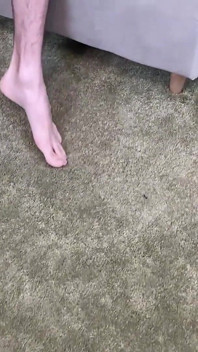 Distruzione dei testicoli in una partita di calcio! Il suo testicolo sinistro ha quasi scoppiato! - Dave Moon - Jennifer - Bbusting (ballbusting)