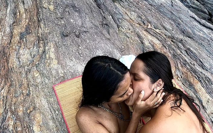 Paty Bumbum: नग्न समुद्र तट पर देसी भारतीय paty bumbum के साथ लाइव सेक्स