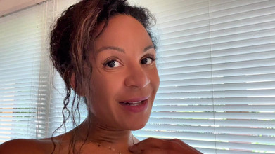 Miss Fluo: Berehatlah. Saya caj malam ini Tiada Touch Edging