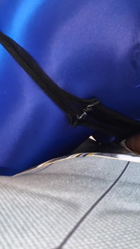 En primer plano - Monika jugosa Blue Zentai entrenamiento fitness