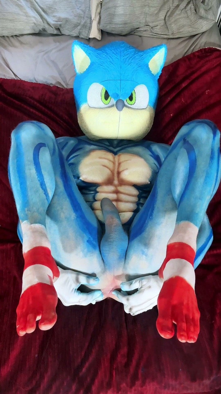 PicAsssHole: Sonic tự địt mình bằng con cu giả